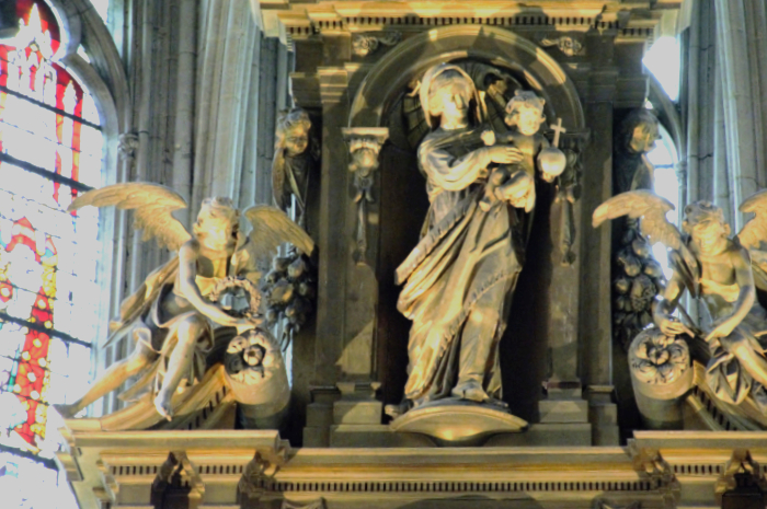 RouenStatue
